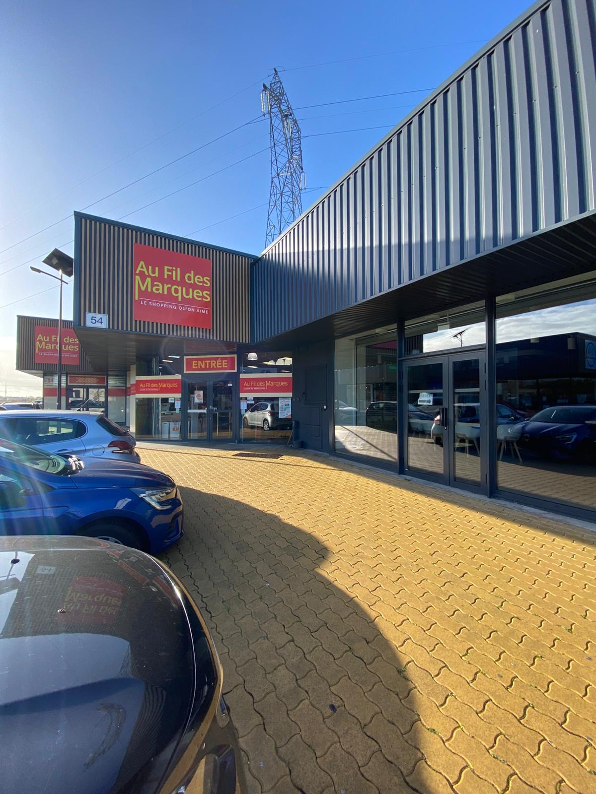 Magasin Au Fil des Marques de Puilboreau : façade