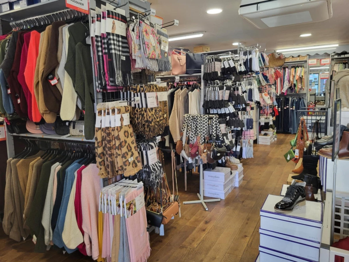 Magasin Au Fil des Marques Femme du Grand-Village-Plage : vêtements et accessoires