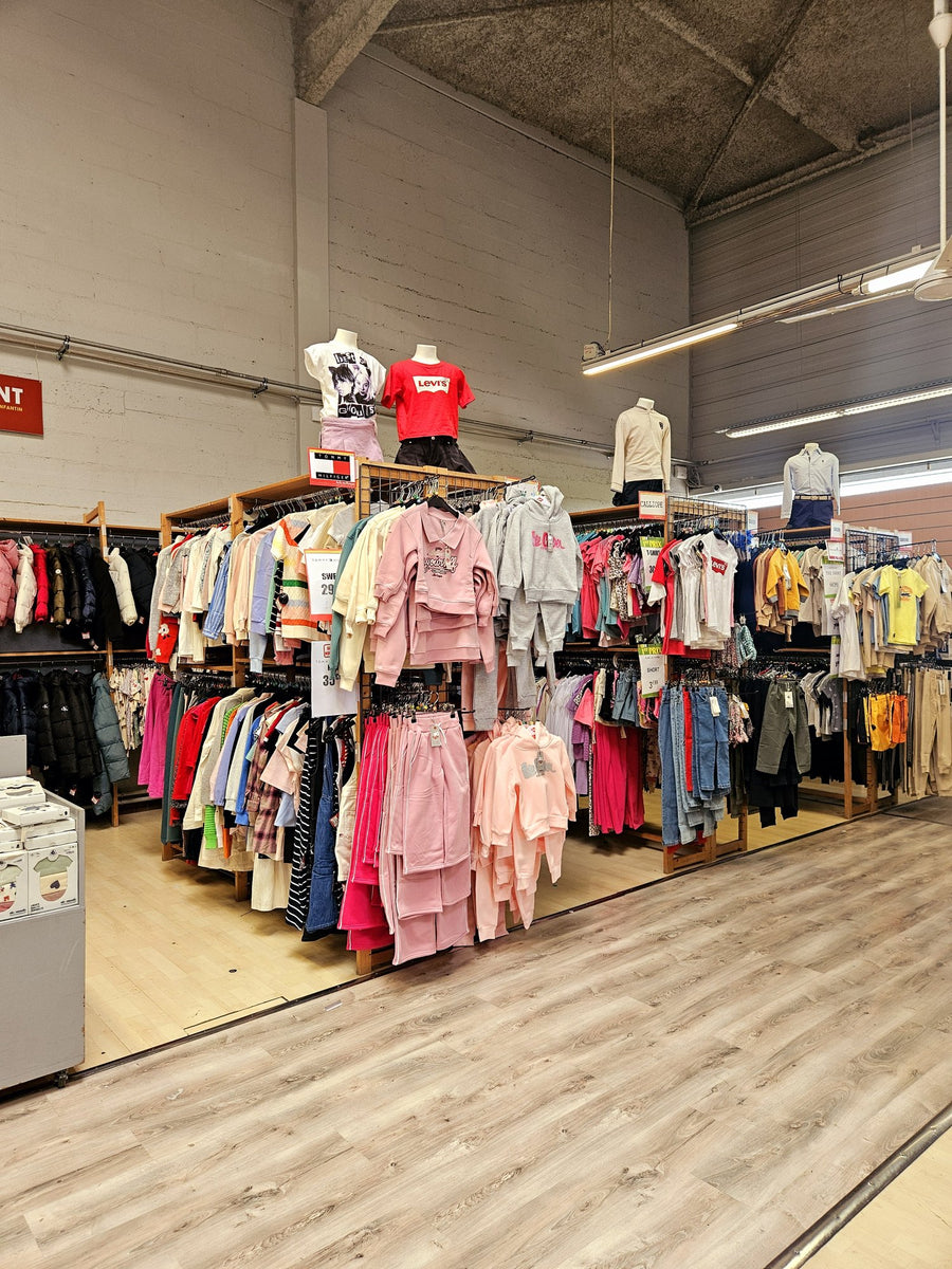 Magasin Au Fil des Marques de Chennevières-sur-Marne : vêtements femme et enfant