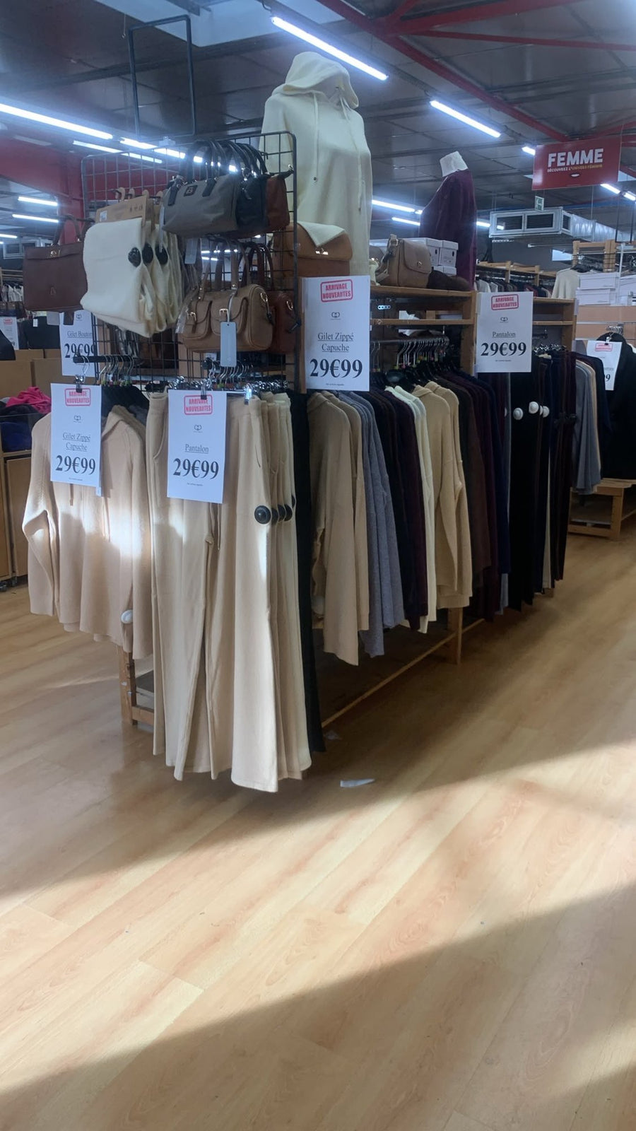Magasin Au Fil des Marques de Coignières : vestes femme