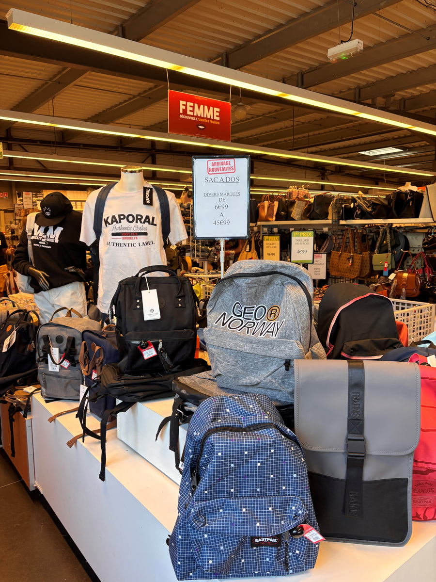 Magasin Au Fil des Marques de Marennes : sacs à dos