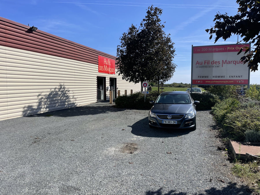 Magasin Au Fil des Marques de Niort : parking