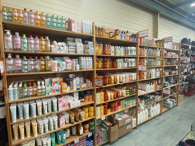 Magasin Au Fil des Marques de Niort : rayon hygiène et beauté
