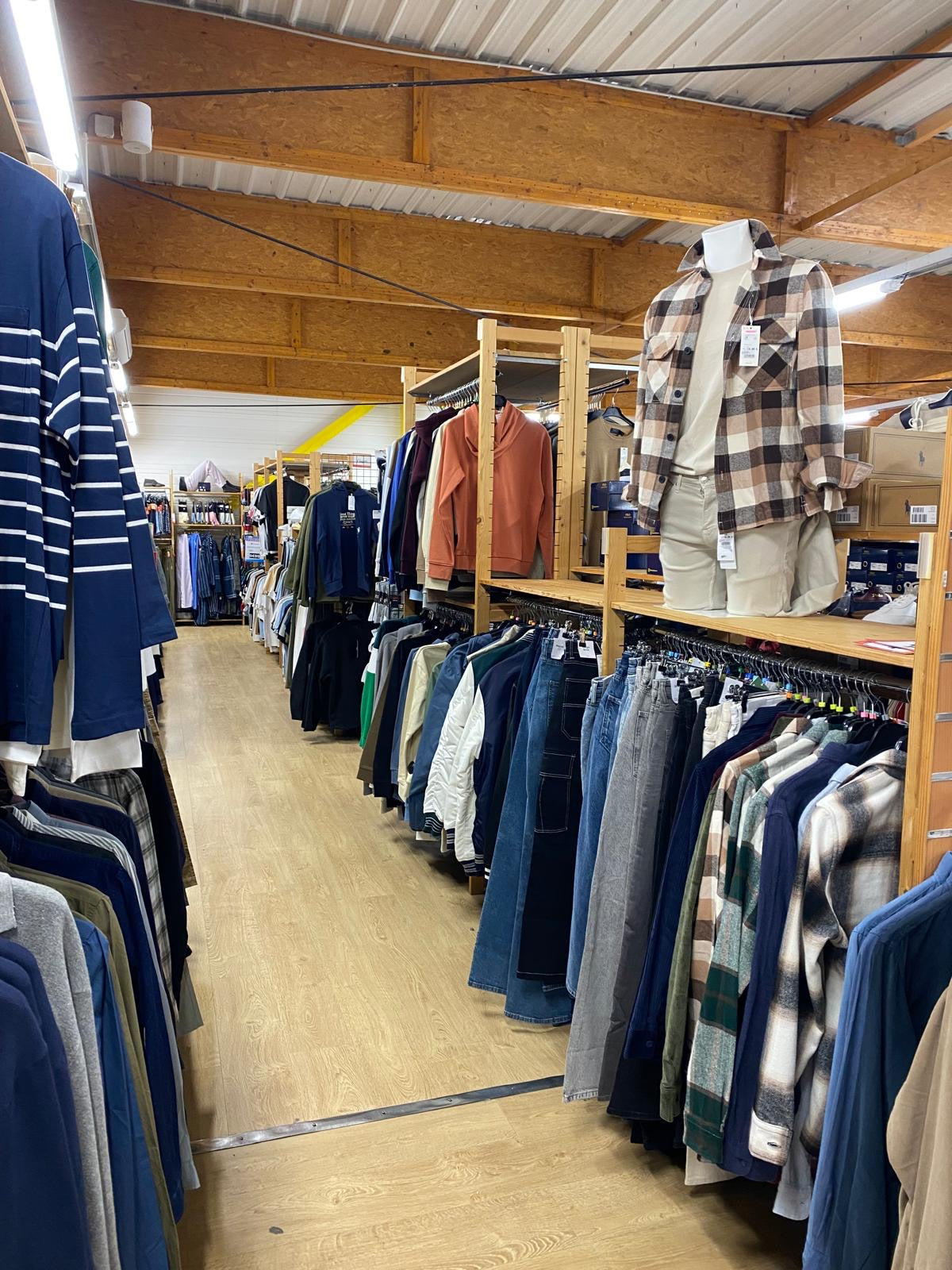 Magasin Au Fil des Marques de Taden : vêtements homme