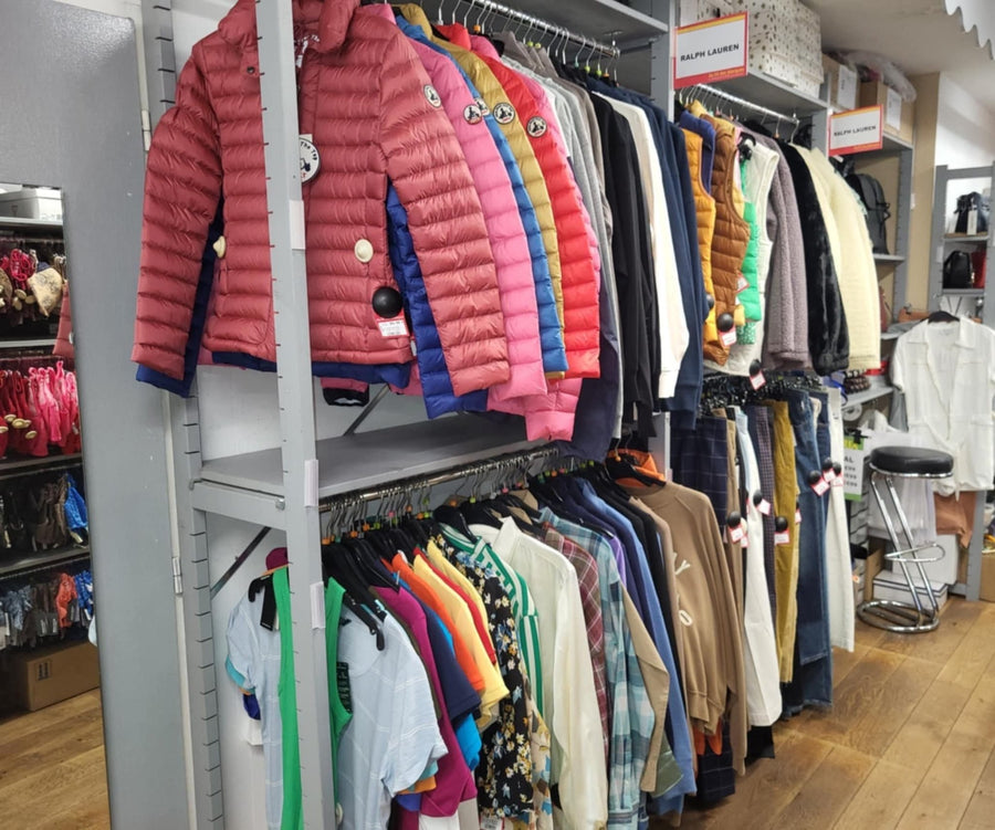 Magasin Au Fil des Marques Femme du Grand-Village-Plage : doudounes et vêtements