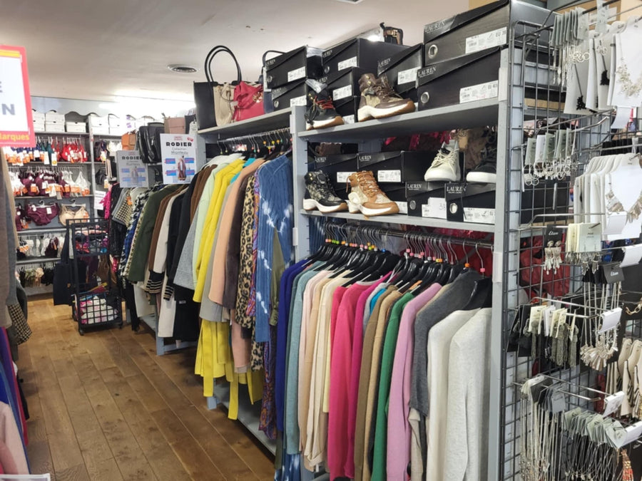 Magasin Au Fil des Marques Femme du Grand-Village-Plage : vêtements et chaussures